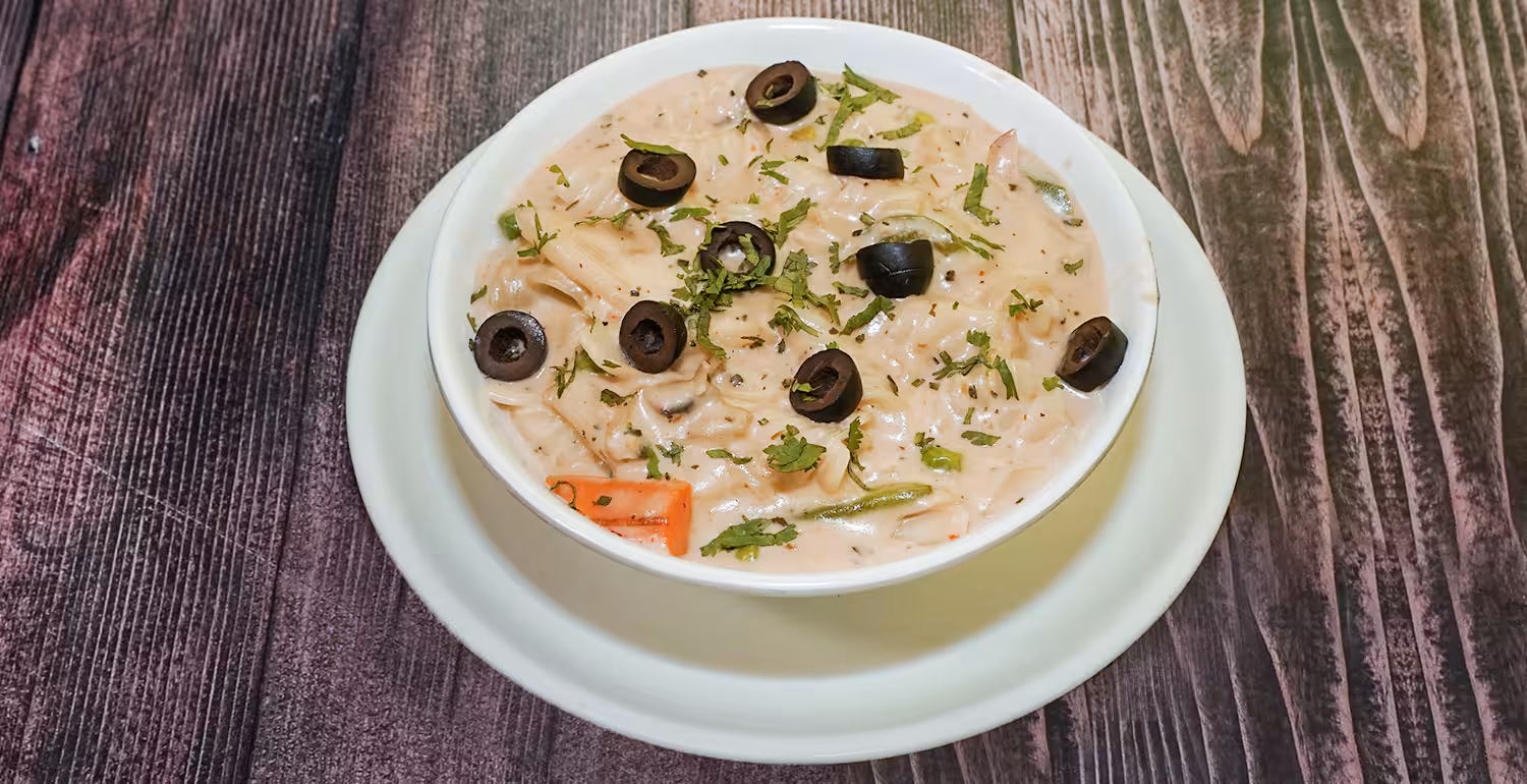 White Sauce Pasta - Veg